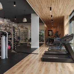 Open and well-lit fitness center